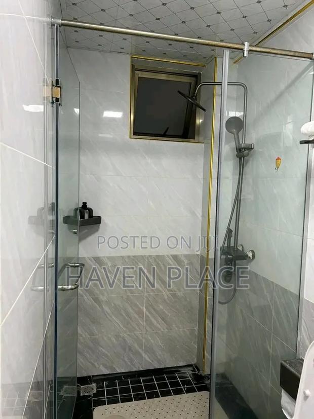 Furnished 1 2 Bedroom Apartment Available - thumbnail 2