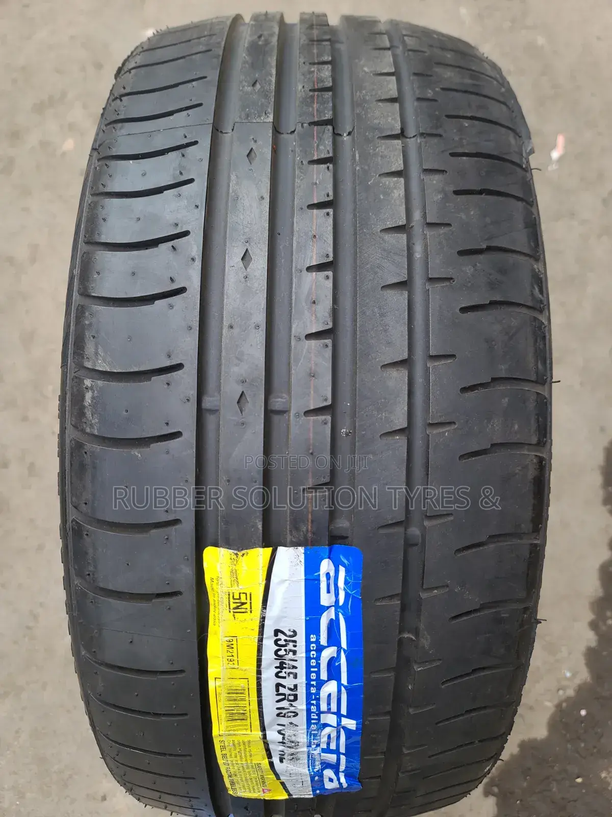 255/45 R19 Accelera Tyres 104y X/L (Made in Indonesia)