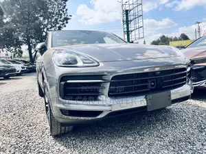 Porsche Cayenne S AWD 2020 Gray