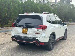 Subaru Forester 2019 White