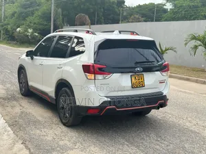 Subaru Forester 2019 White