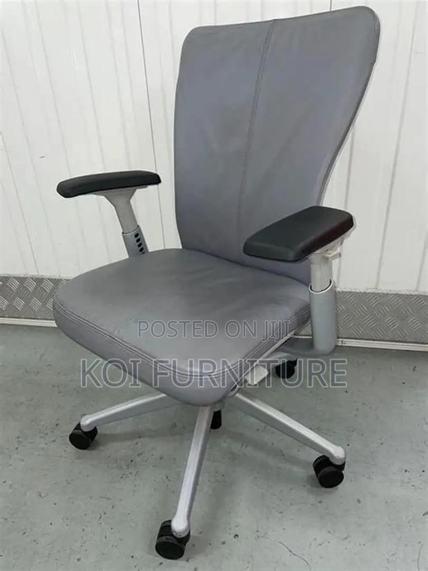 Office Chairs; Ergonomic Mid Backrest Office Fabric Chairs - thumbnail 6