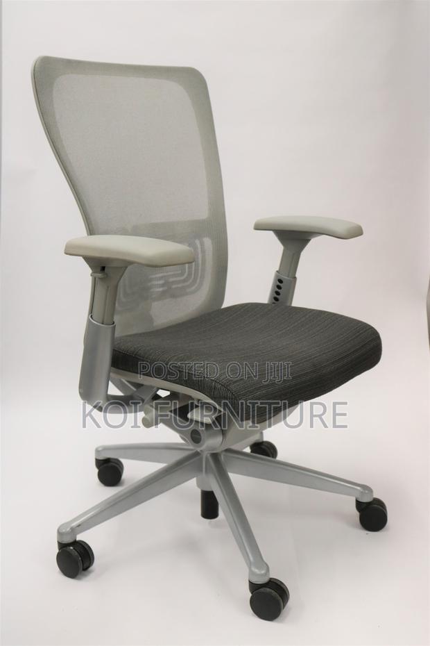 Office Chairs; Ergonomic Mid Backrest Office Fabric Chairs - thumbnail 10