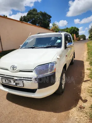 Toyota Probox 1.5 DX Comfort 2WD 2016 White