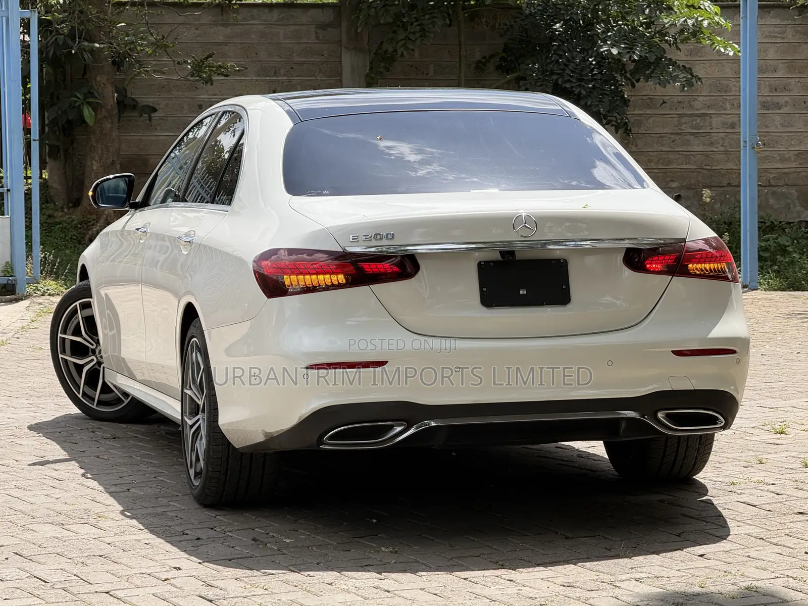 Mercedes-Benz E200 2020 White