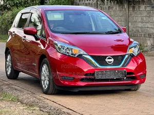 Nissan Note 2019 Red