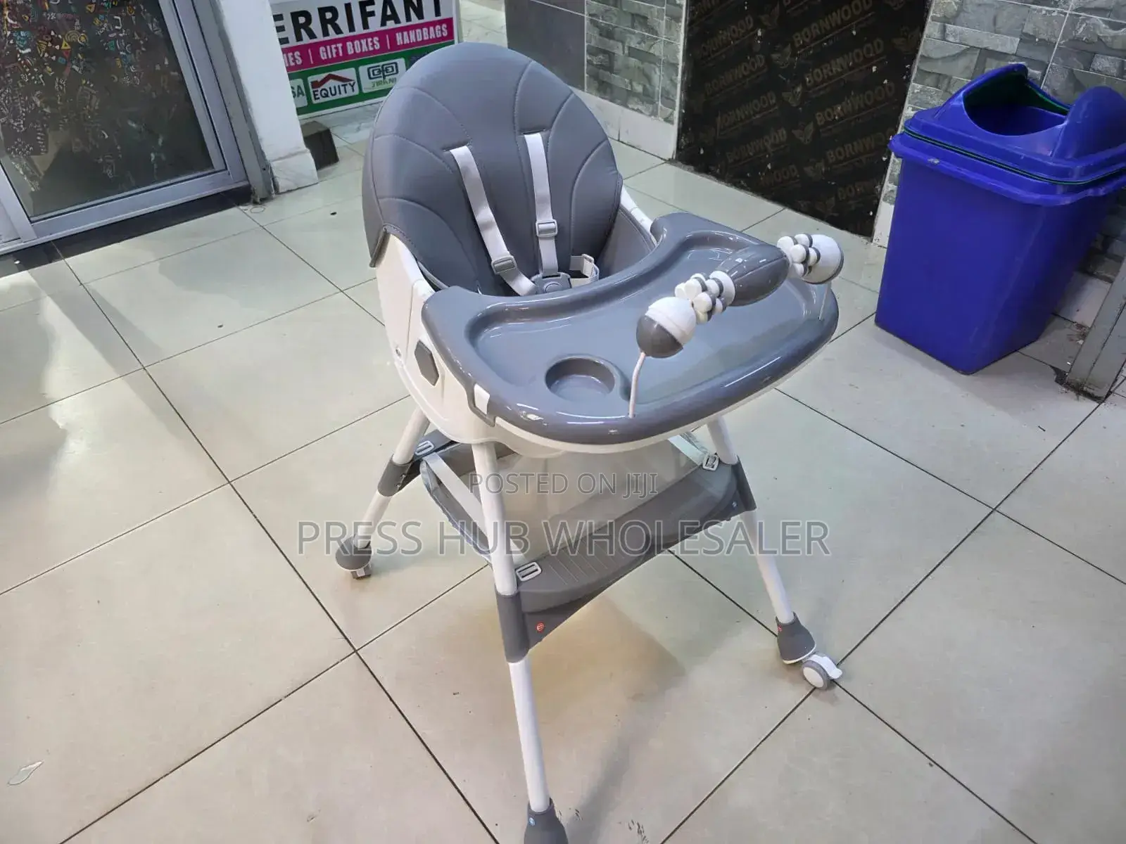 Foldable Baby Dining Highchair With Adjustable Height Feeding Tray