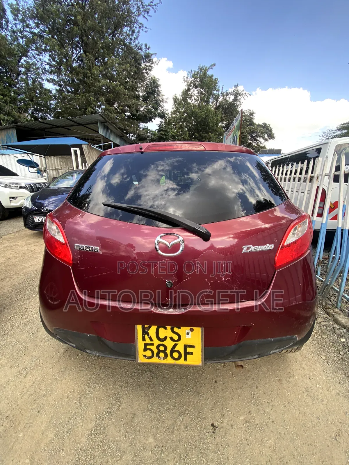 Mazda Demio 2011 Burgundy