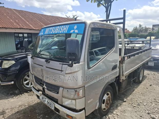 2008 Mitsubishi Canter - thumbnail 3