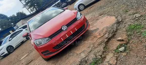 Volkswagen Golf 2017 Red