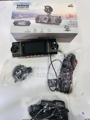 4 Lens Dash Camera With Wifi D65 – 360° Car Surveillance Recorder