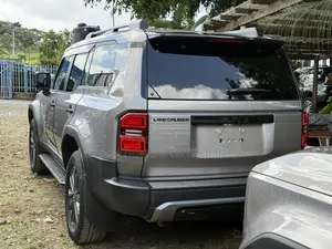 Toyota Land Cruiser Prado 2.8 2024 Brown