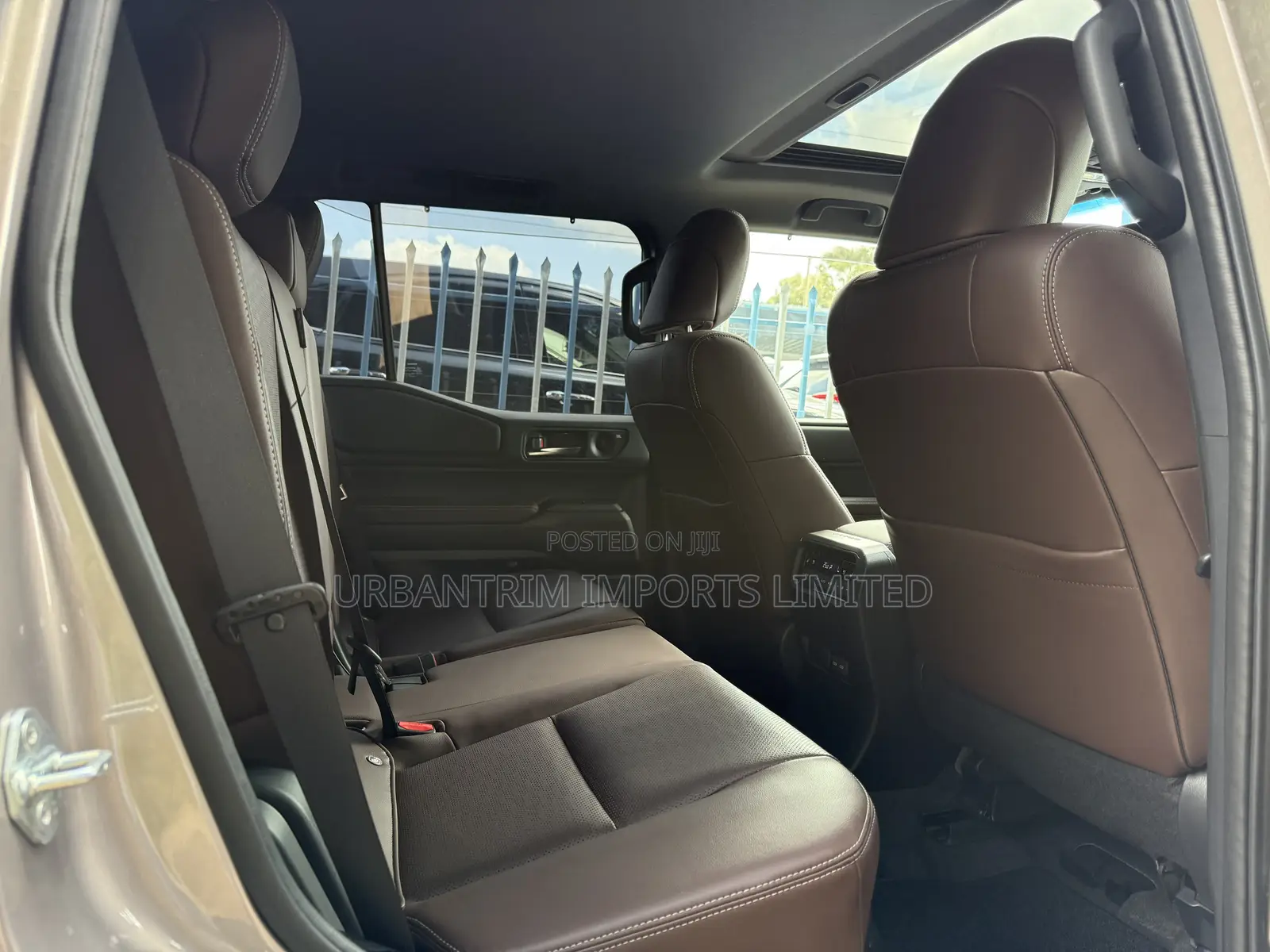 Toyota Land Cruiser Prado 2.8 2024 Brown