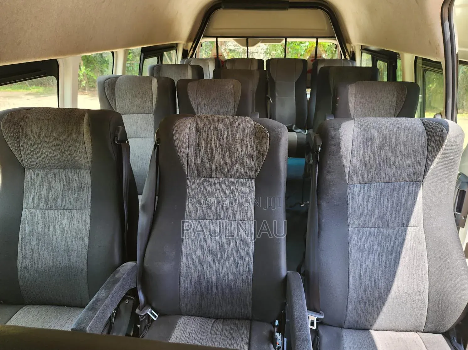 Toyota HiAce 2017 White
