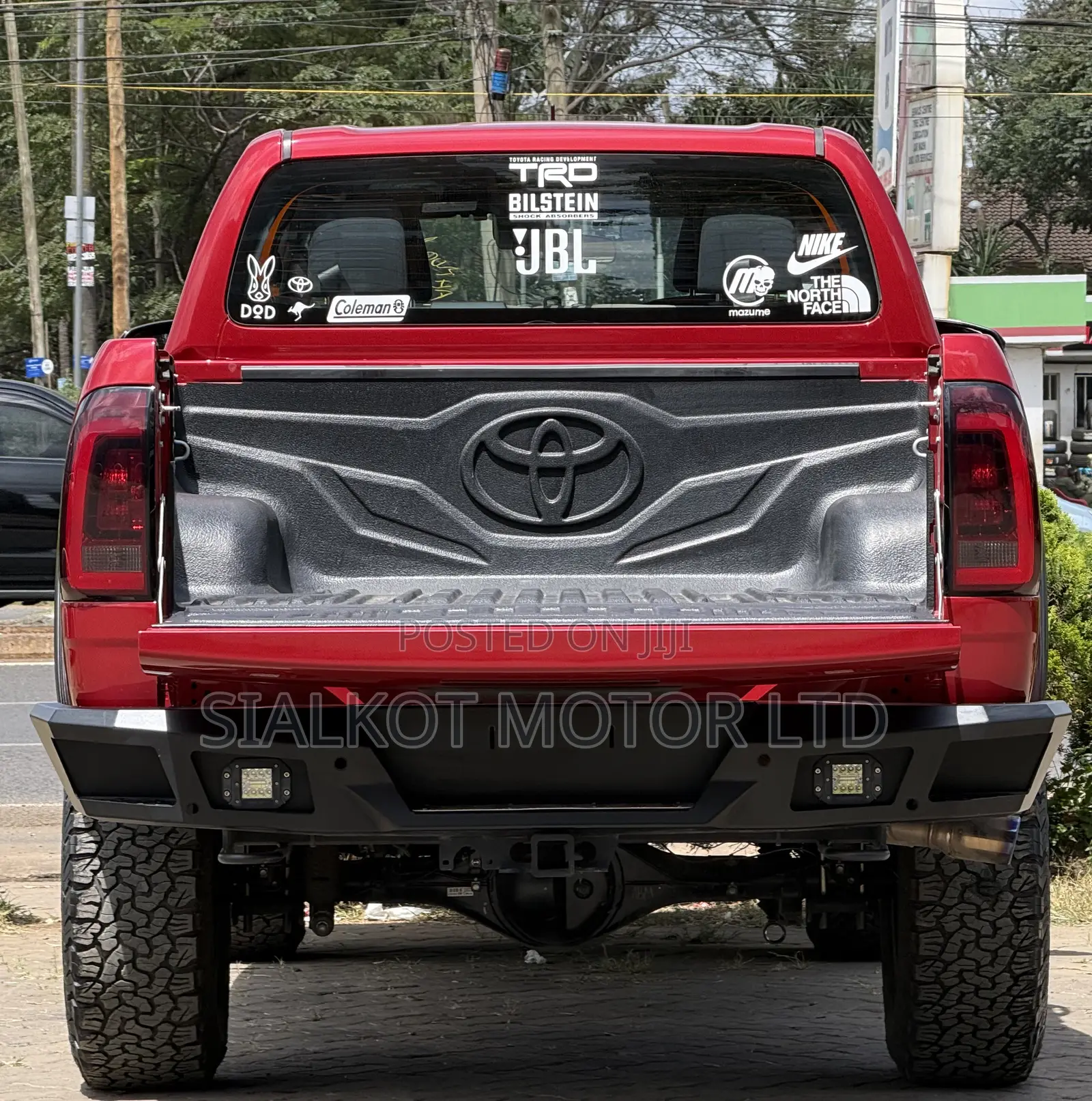 Toyota Hilux 2019 Red