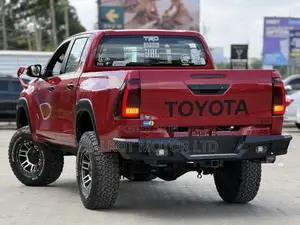 Toyota Hilux 2019 Red