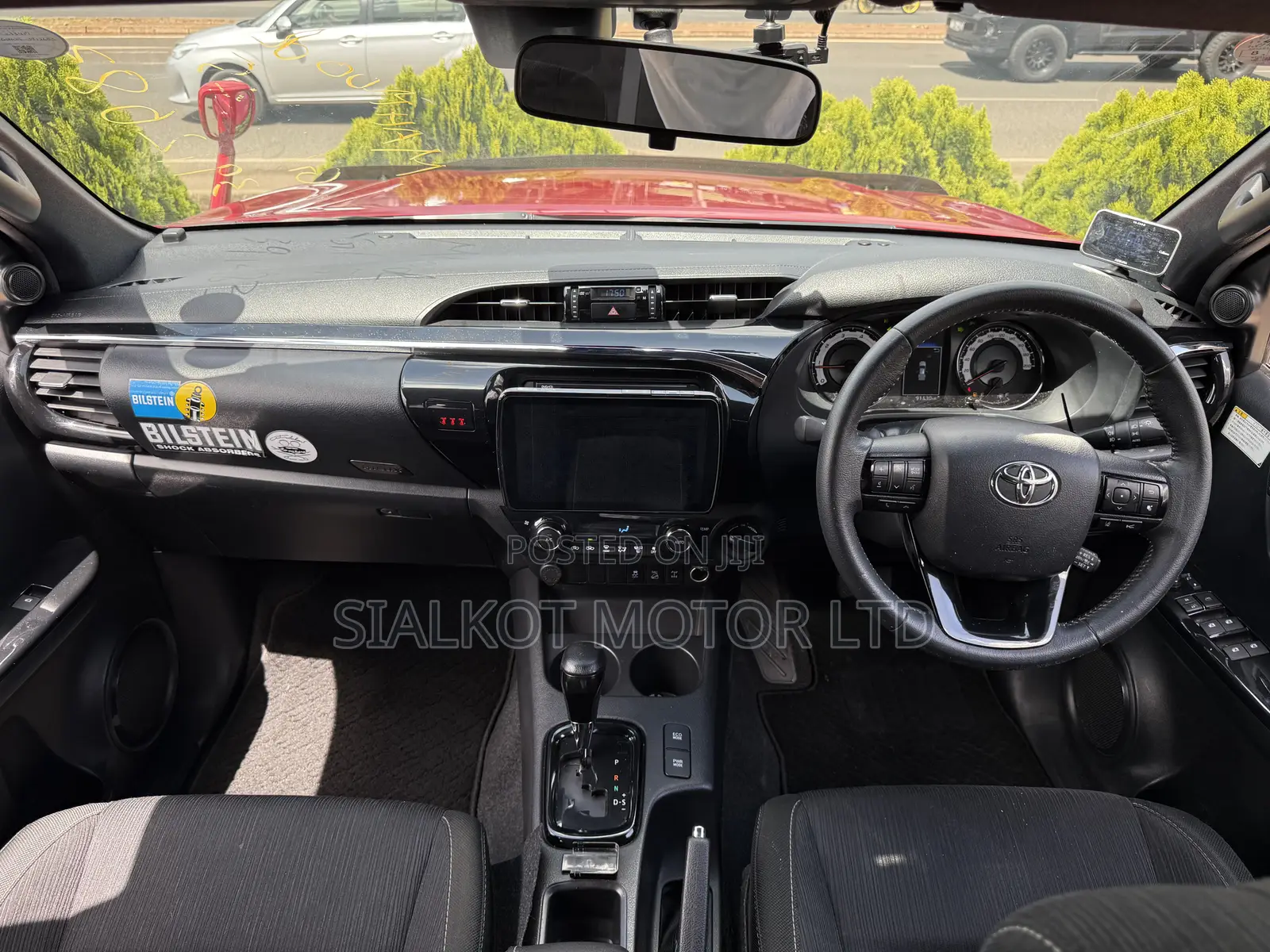 Toyota Hilux 2019 Red