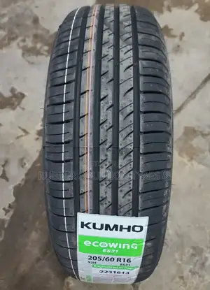 205/60r16 Kumho Tyres 92h Ecowing Es31