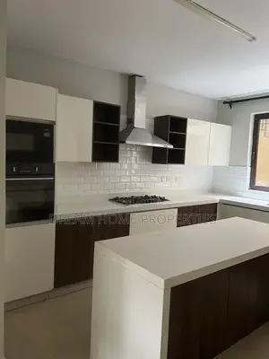 5bdrm Townhouse / Terrace in Lavington for rent