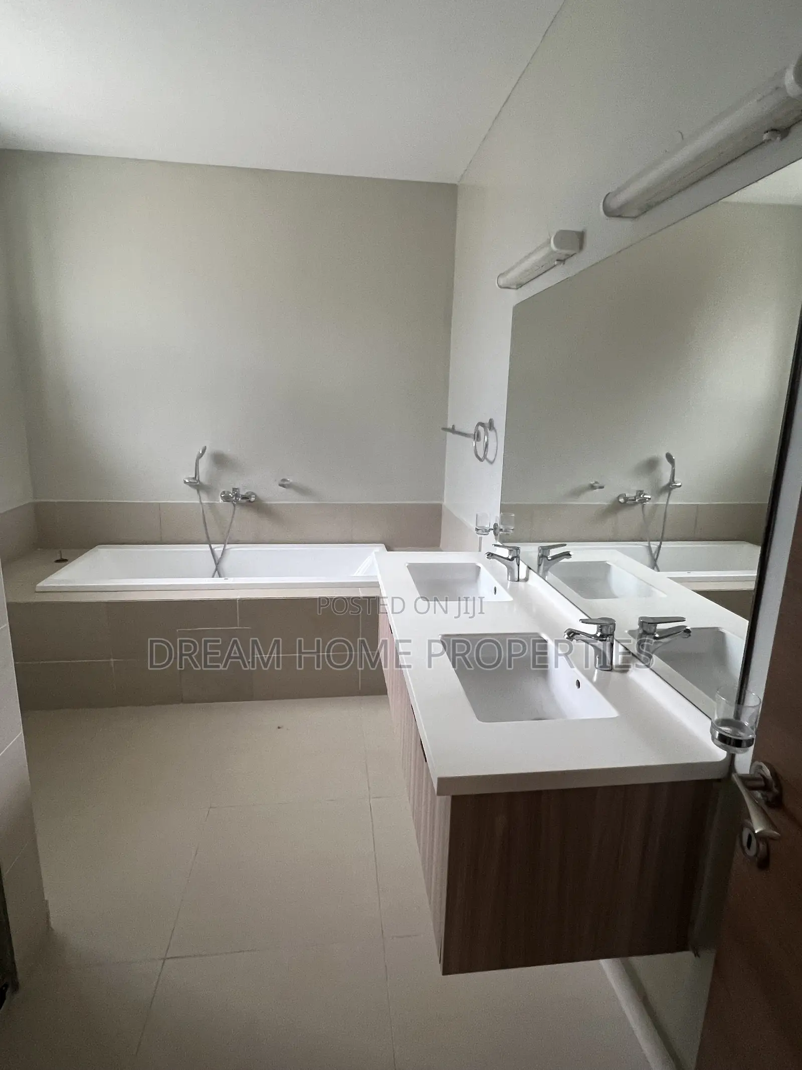 5bdrm Townhouse / Terrace in Lavington for rent
