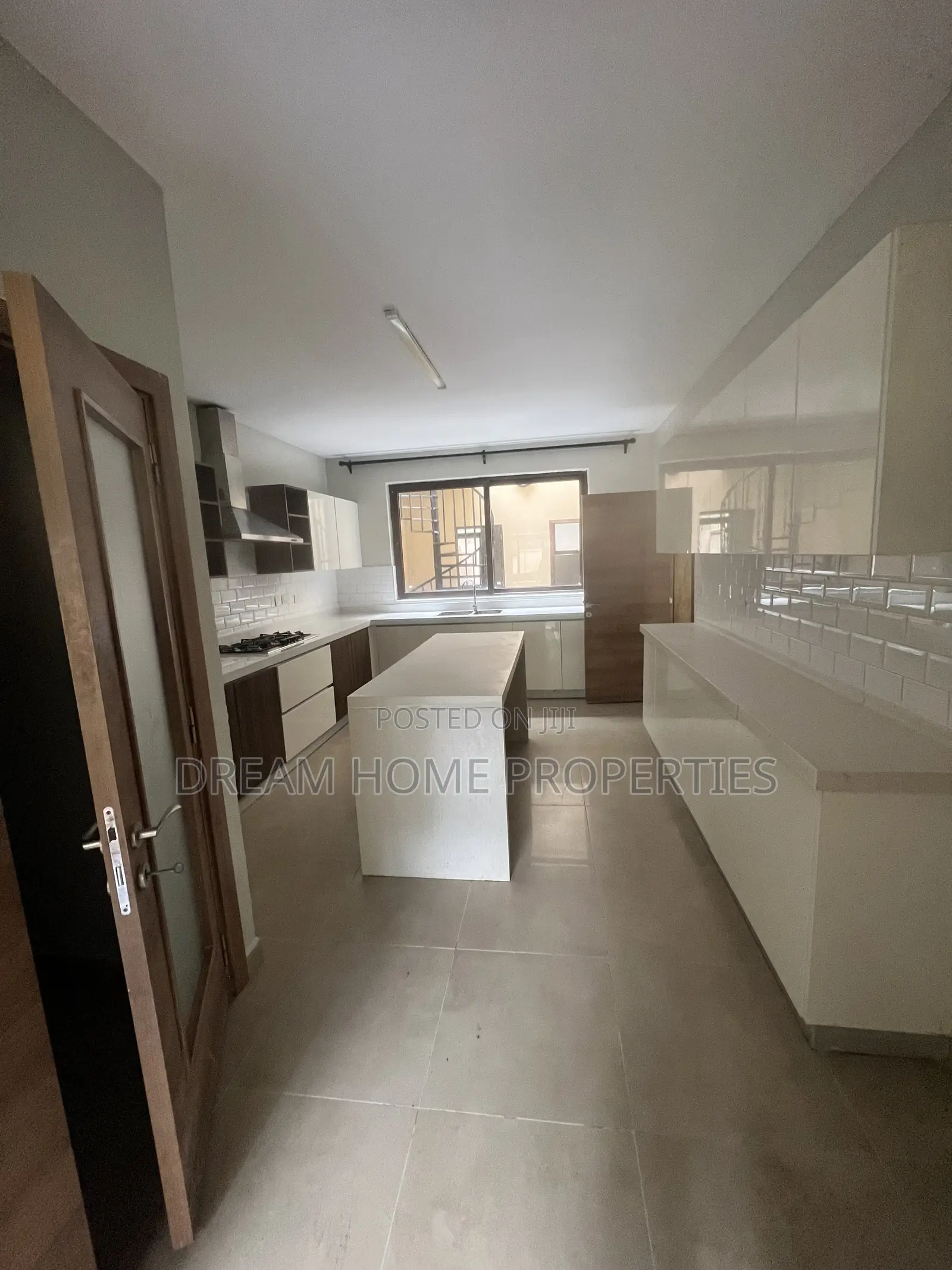 5bdrm Townhouse / Terrace in Lavington for rent