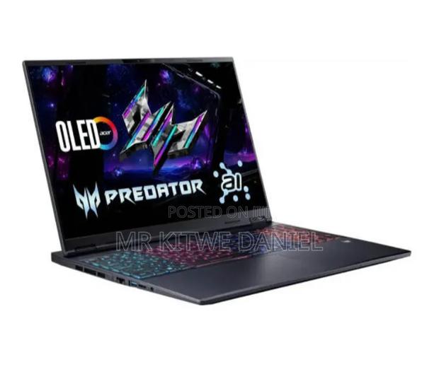 New Laptop Acer Predator Helios 16 16GB Intel Core Ultra 9 SSD 1T