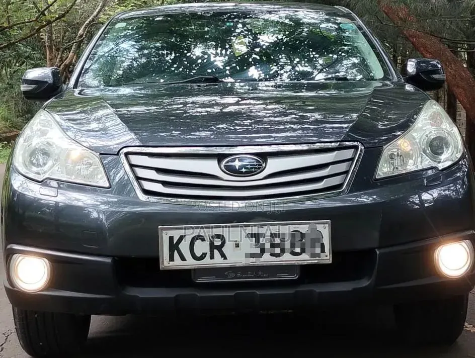 Subaru Outback 2011 Gray