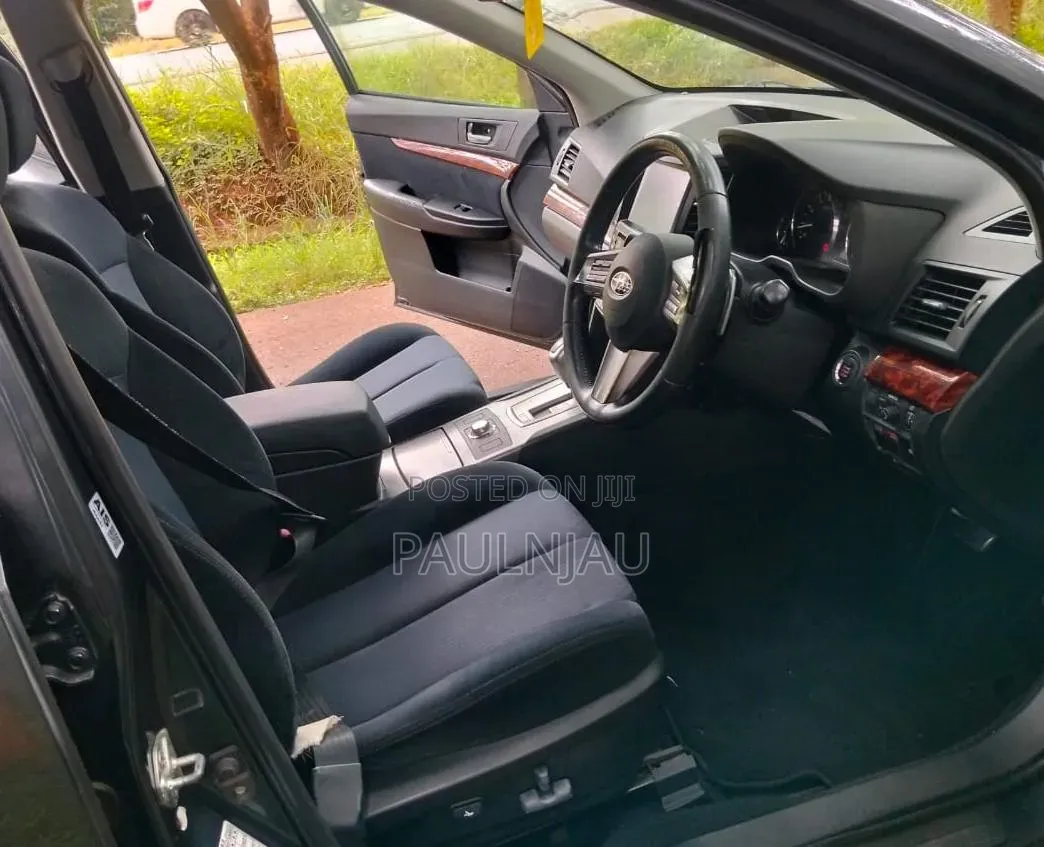 Subaru Outback 2011 Gray