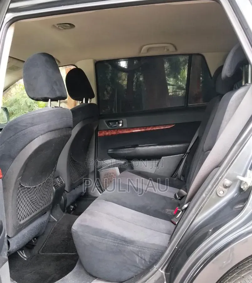 Subaru Outback 2011 Gray