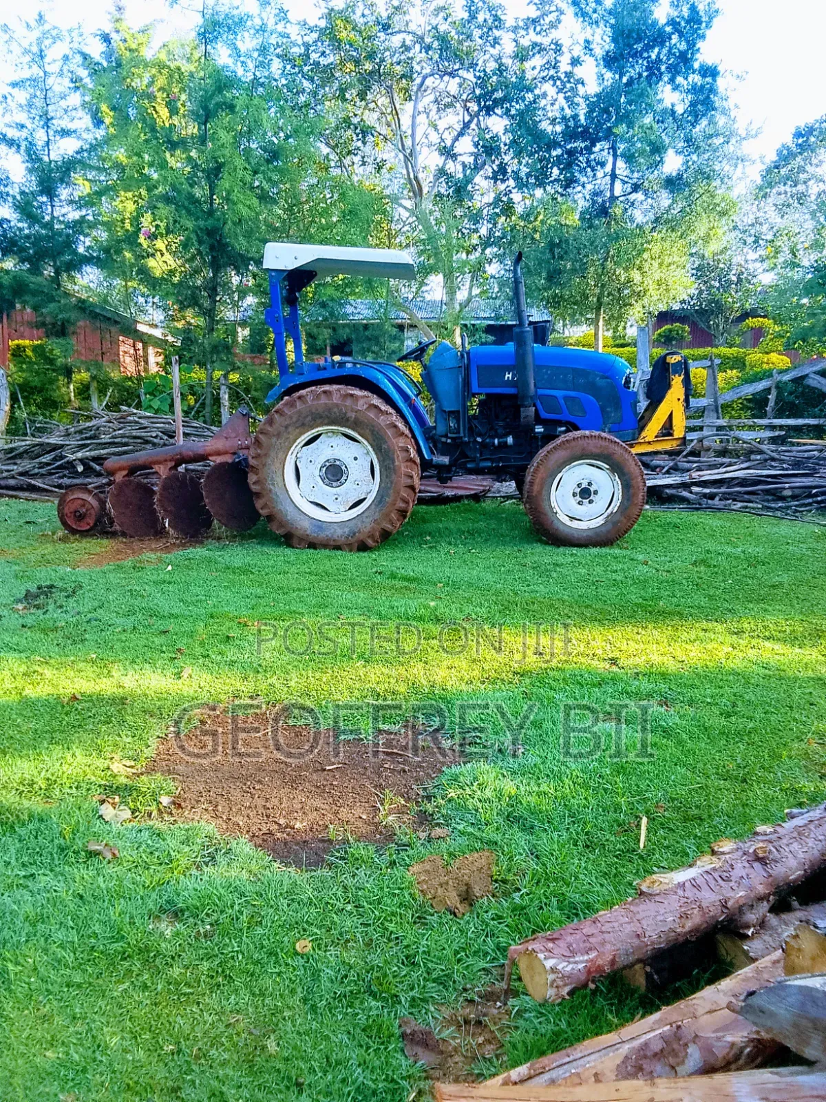 Huaxia China Tractor (HX 604)