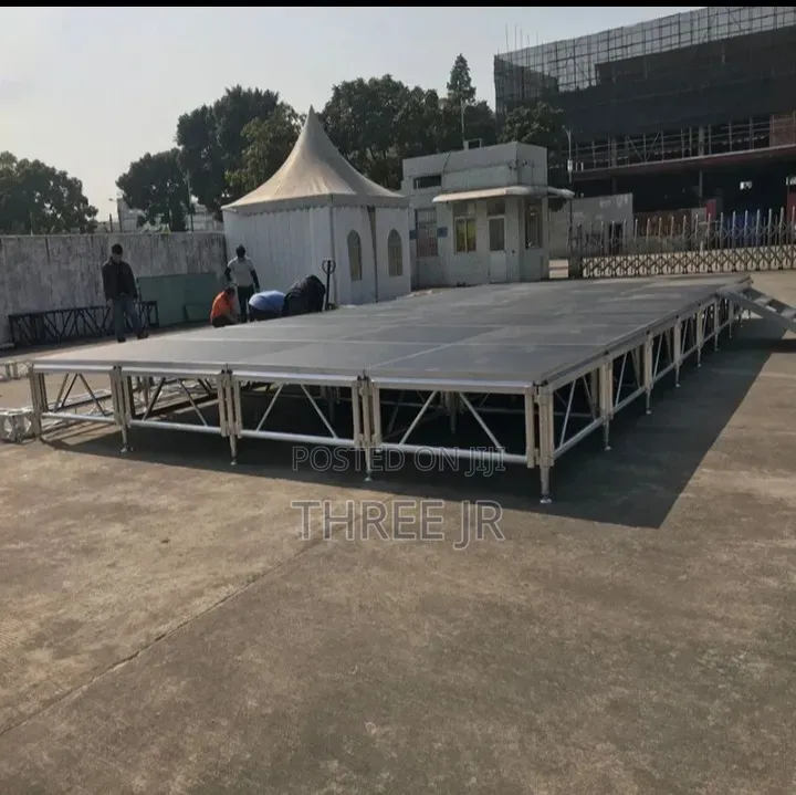 Nice Stage for Hire Gives Good Visibility