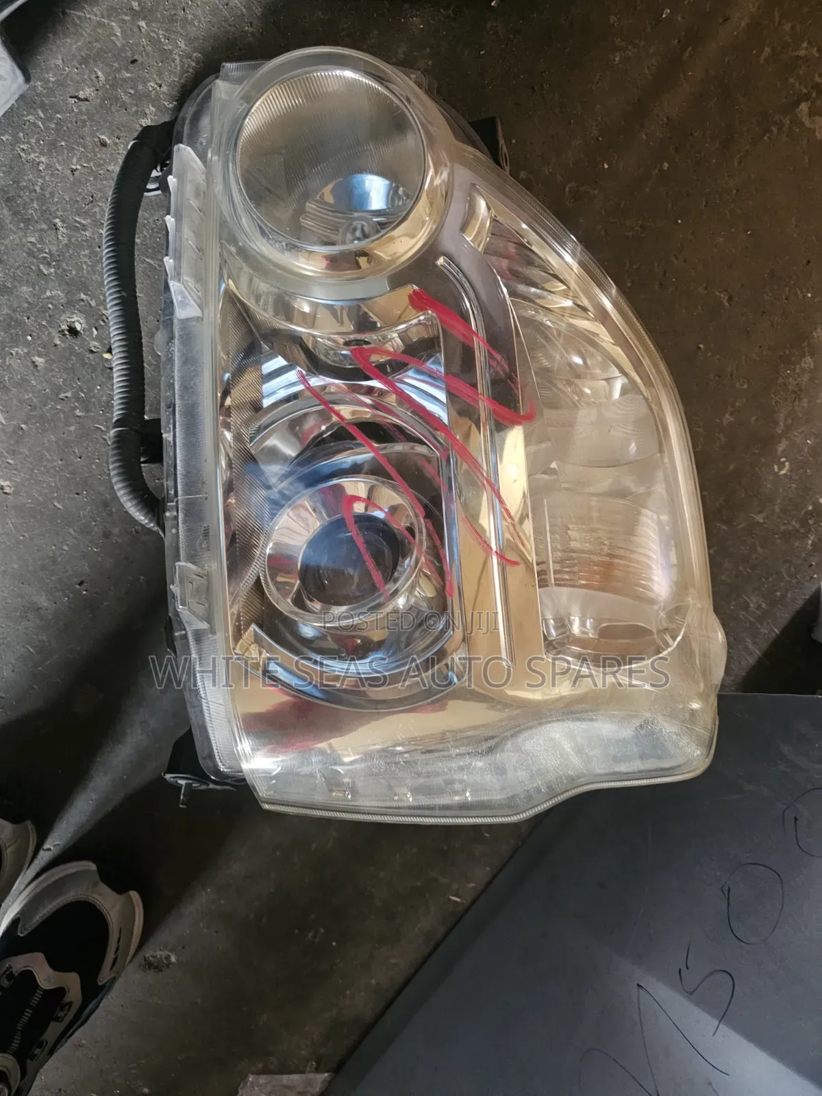 N 32 Extrail Headlight