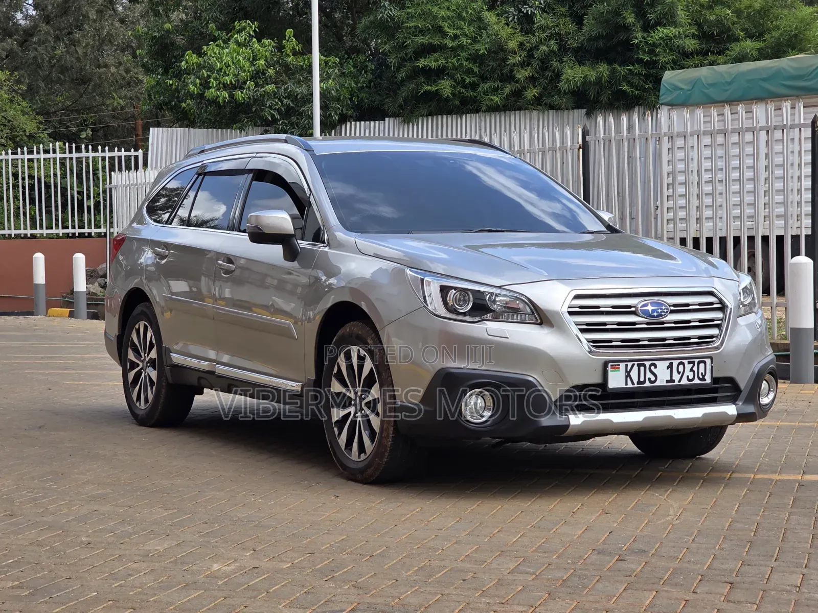 Subaru Outback 2017 Silver