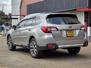 Subaru Outback 2017 Silver