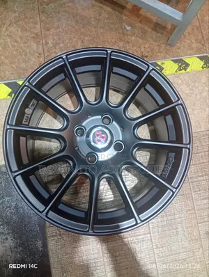 G-Raxy Multi-Spoke Alloy Wheels | Matte Gunmetal Finish