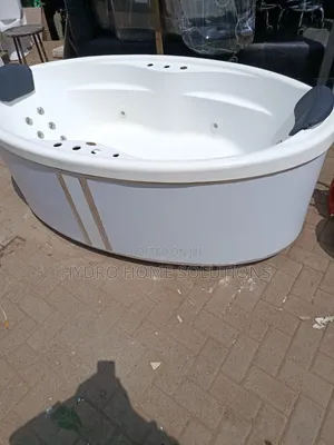 Luxury 2-Person Jacuzzi Bathtub