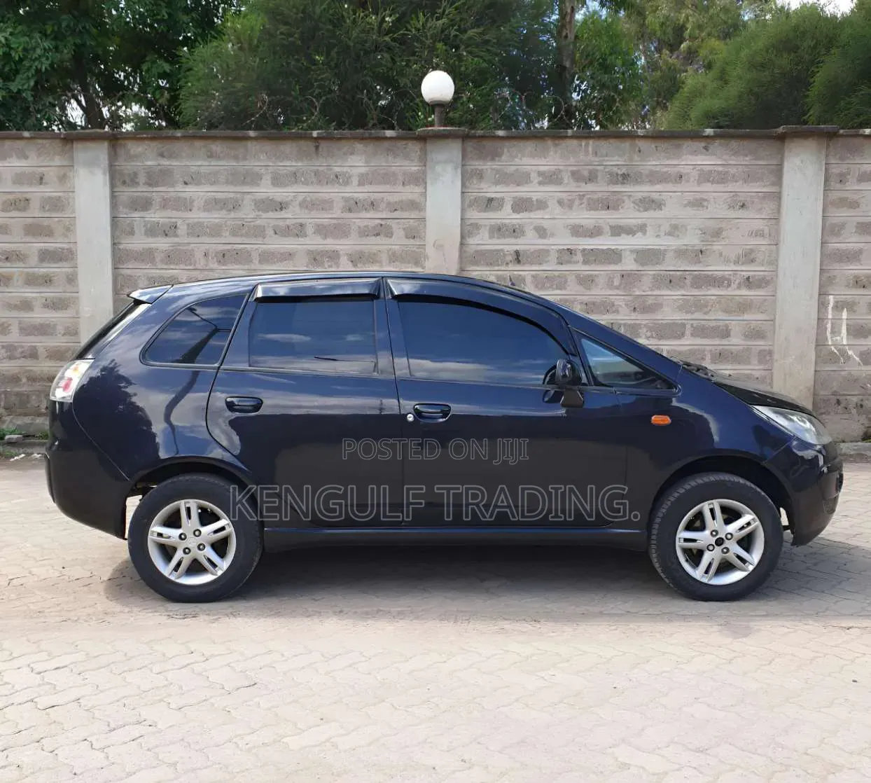 Mitsubishi Colt Plus 1.5 AWD 2009 Black