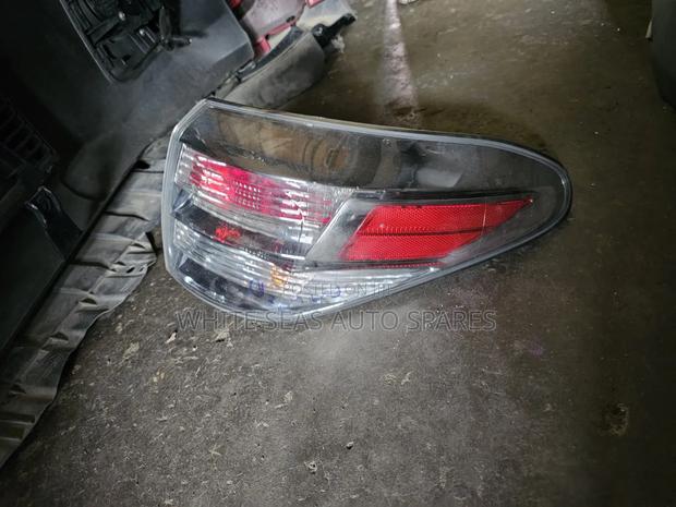 Lexus Rx 350 Headlight