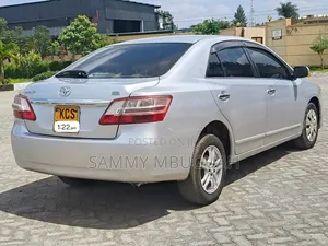 Toyota Premio 2011 Silver