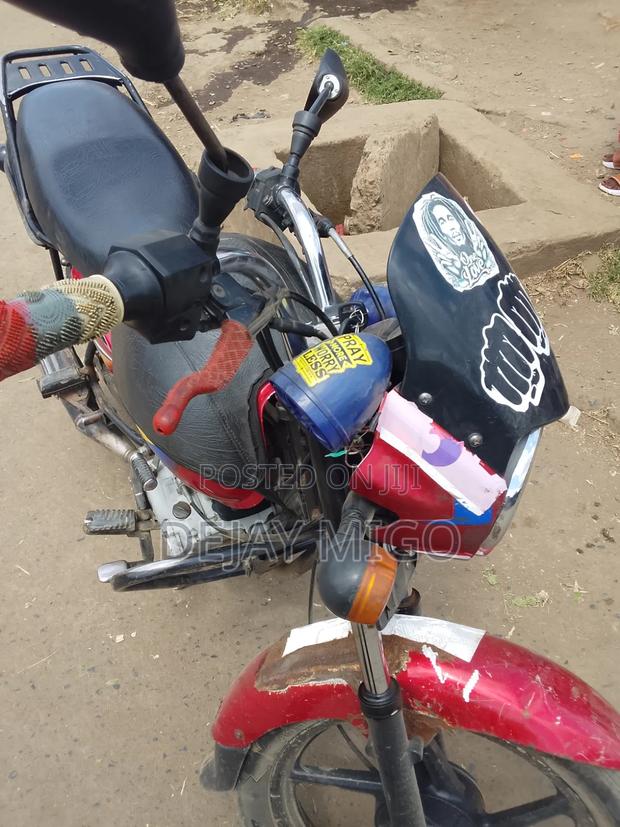 Bajaj Boxer 2020 Red