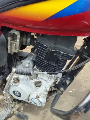 Bajaj Boxer 2020 Red