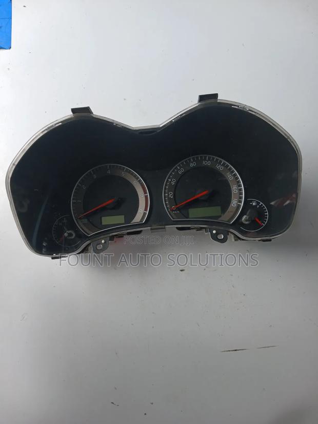 Dashboard Speedometer Toyota Auris