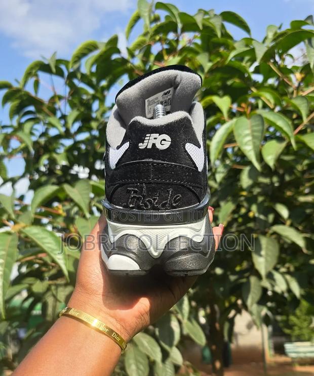New Balance 9060 Black White Sneakers - thumbnail 4