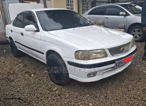 Nissan FB15 2002 White