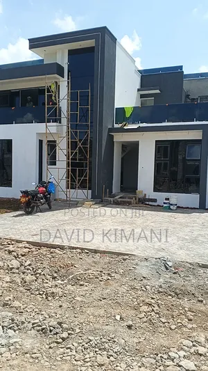 5bdrm Maisonette in Palm Court, Kimbo for sale