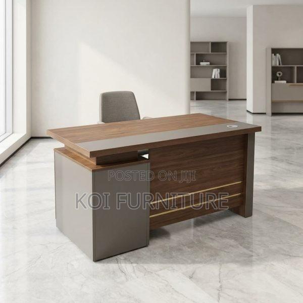 Office Desk : 1.2m Walnut Veneer Executive Desk - thumbnail 2