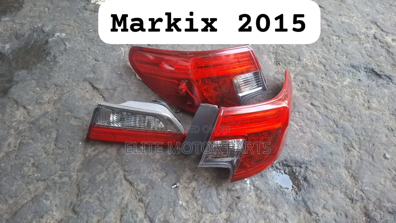 Toyota Mark X 2015 Backlights