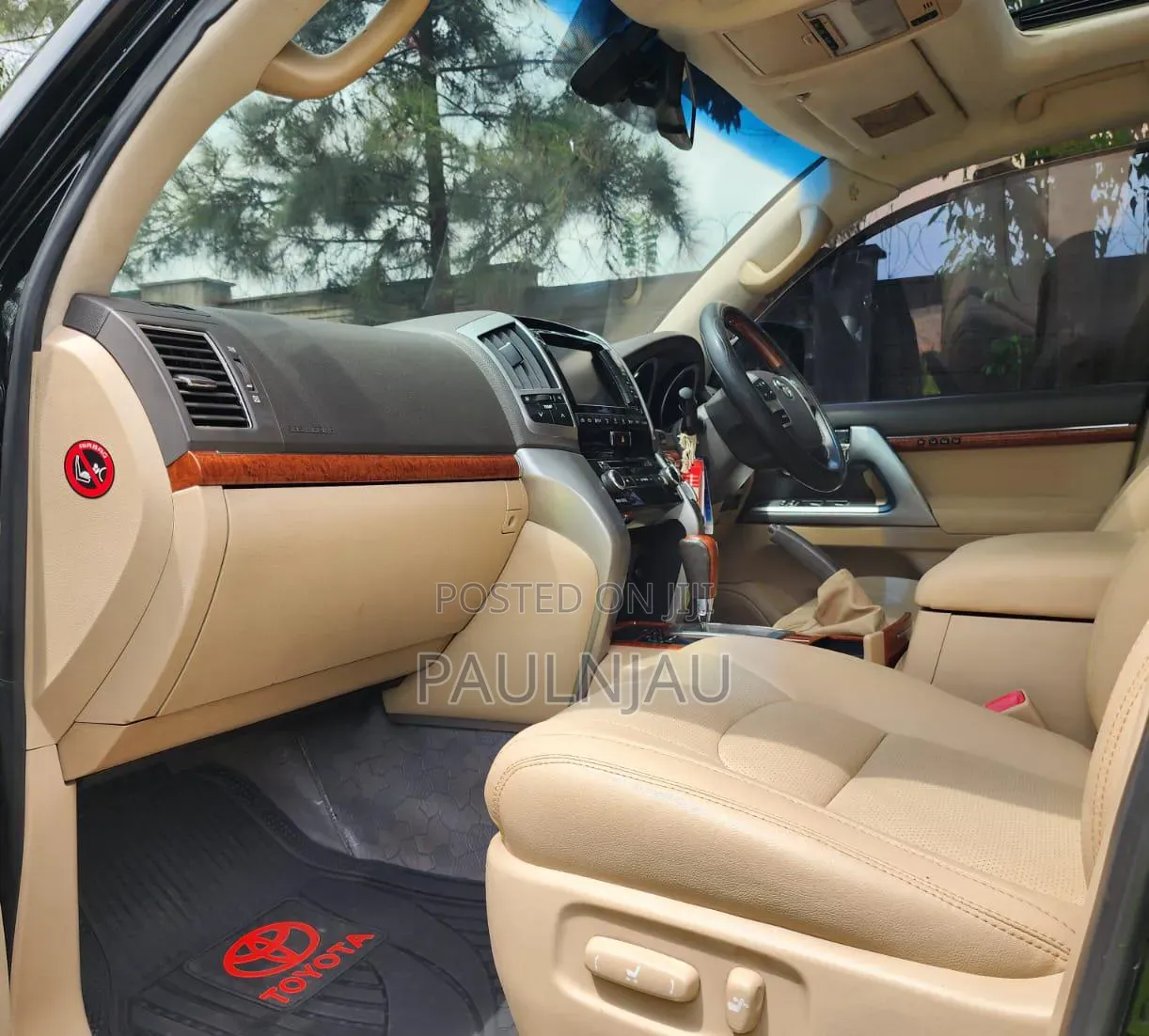 Toyota Land Cruiser Prado 2013