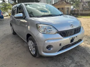 Toyota Passo 1.0 AWD 2018 Silver