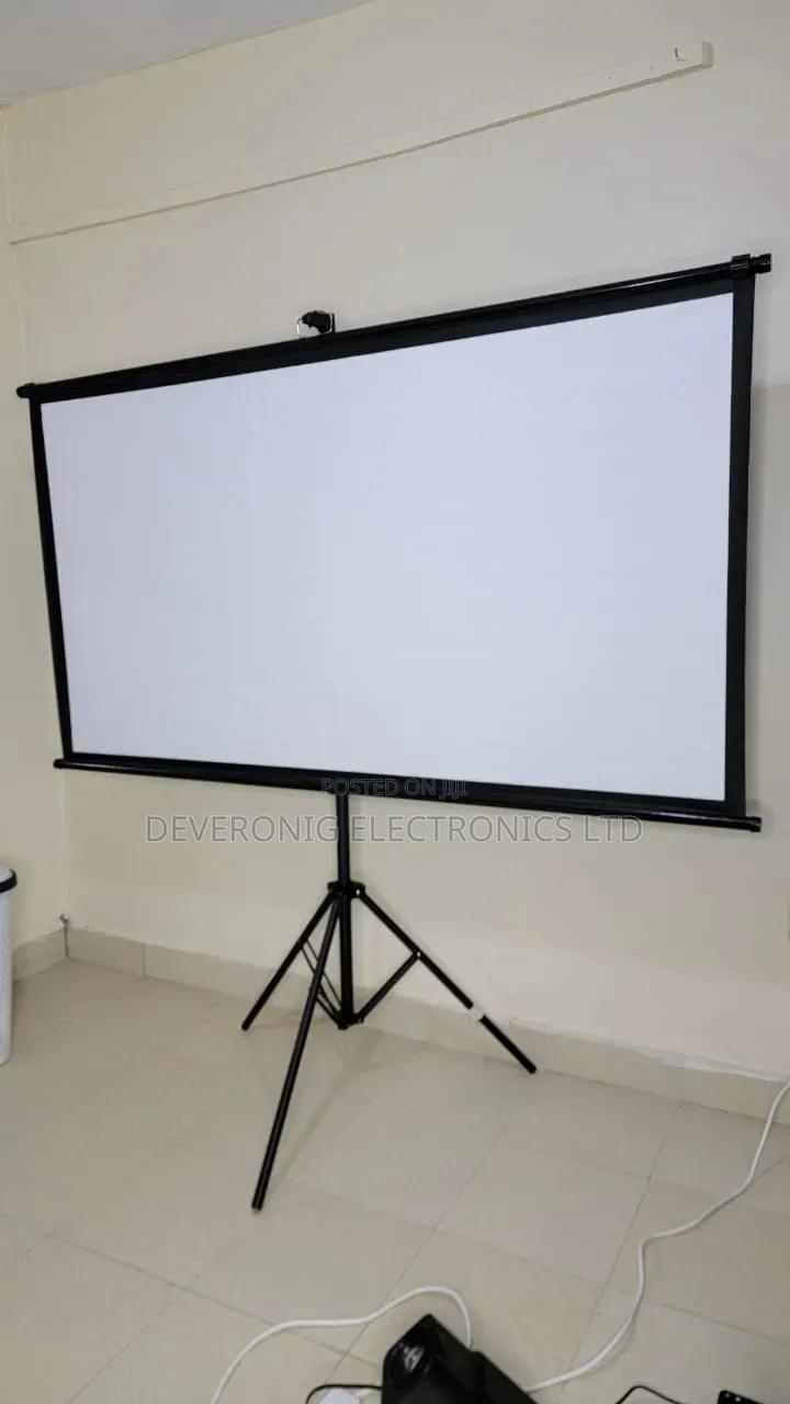 Projector Screen 75 Inche